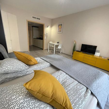 Lake And Spa Apartman 벨렌체 외부 사진