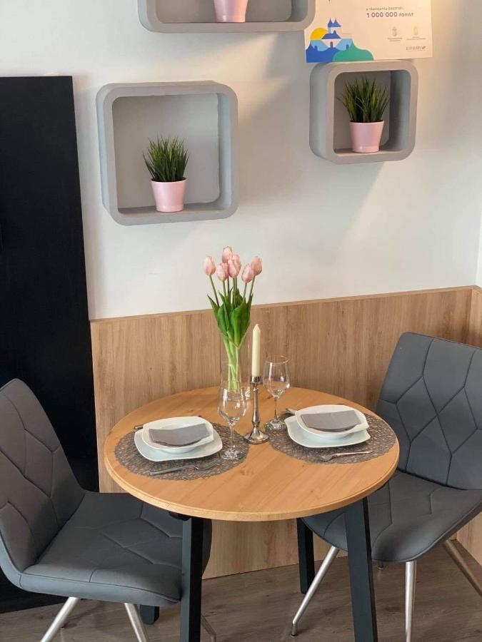 Lake And Spa Apartman 벨렌체 외부 사진