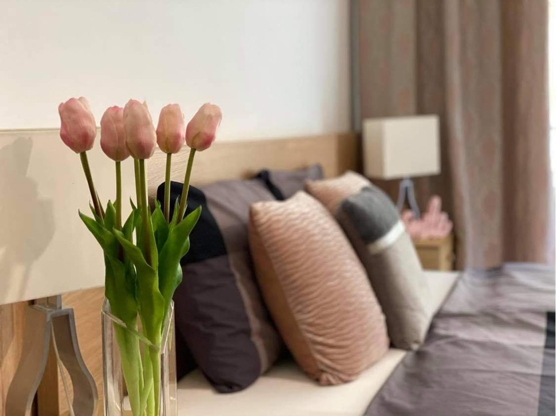 Lake And Spa Apartman 벨렌체 외부 사진