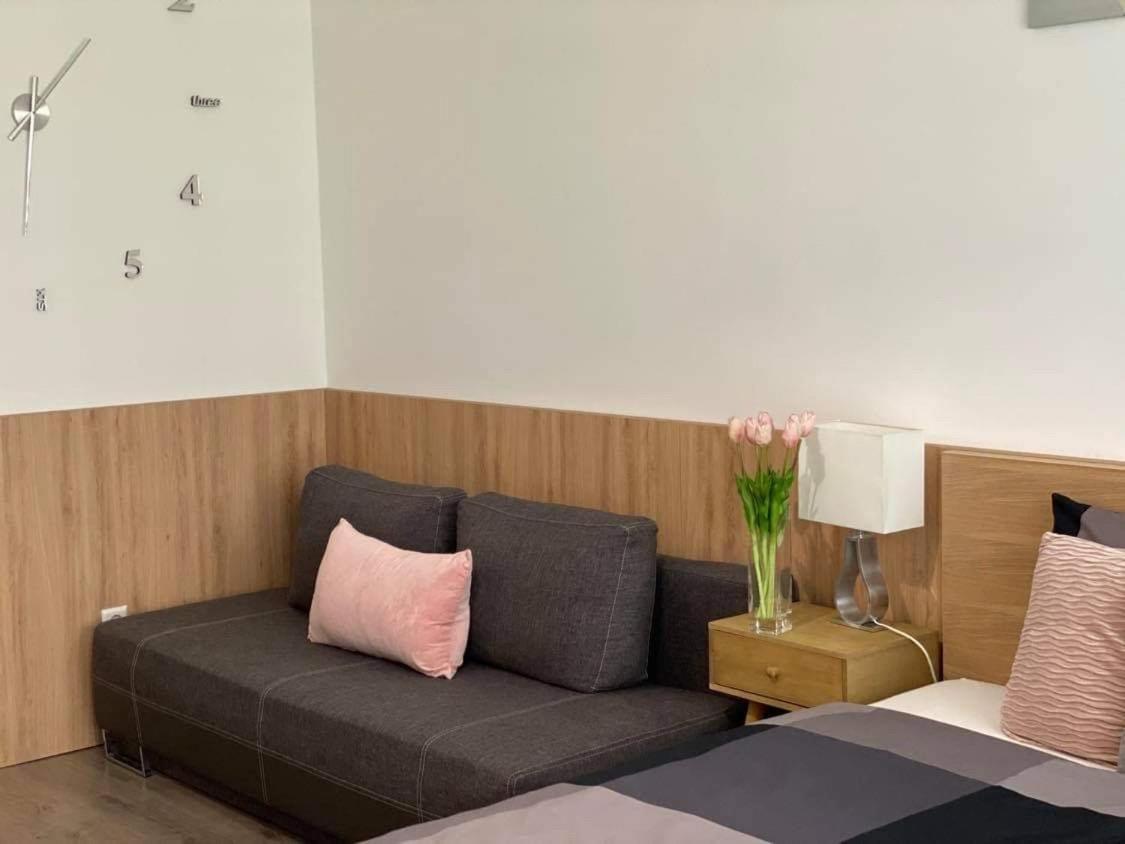 Lake And Spa Apartman 벨렌체 외부 사진