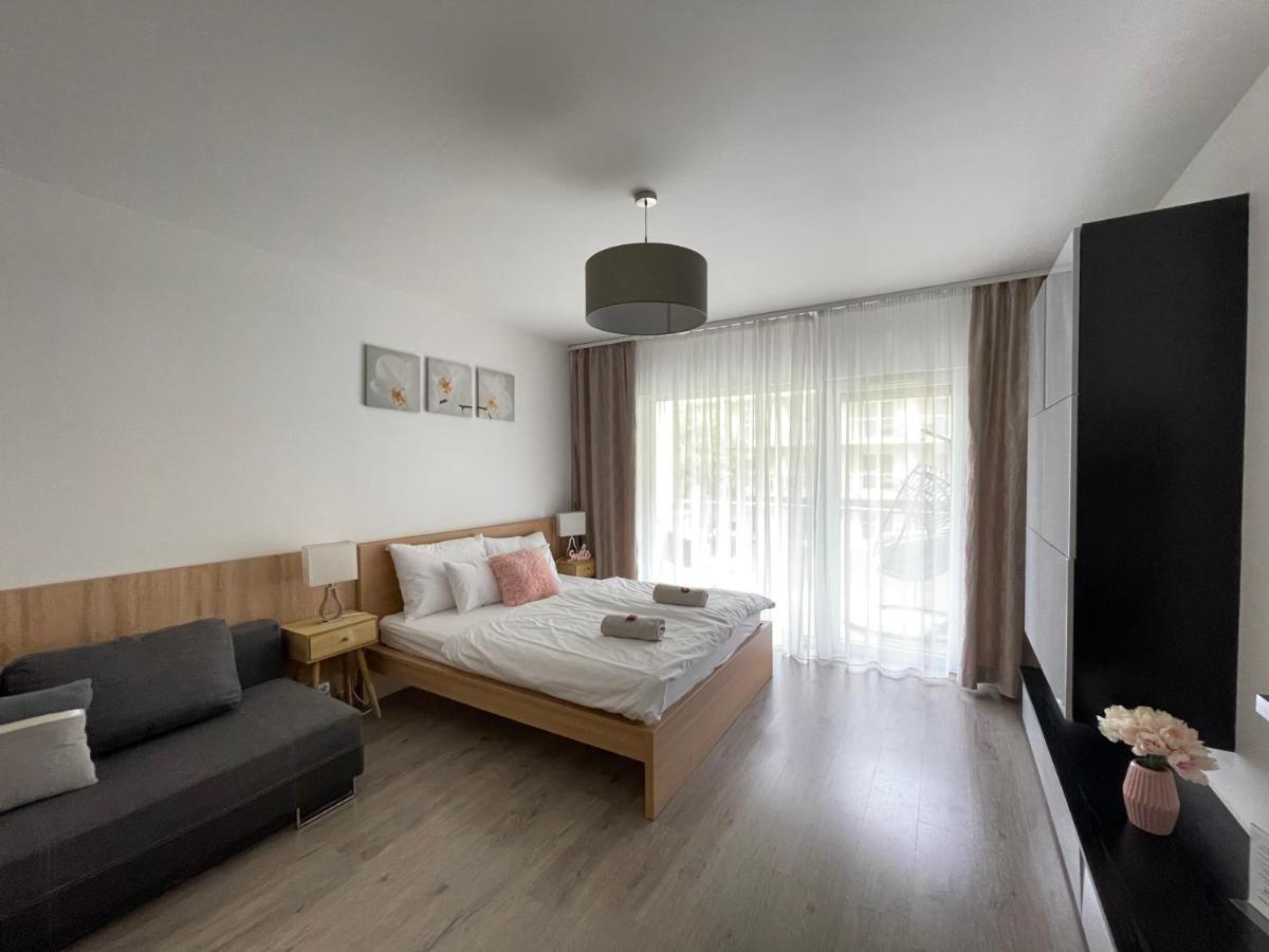 Lake And Spa Apartman 벨렌체 외부 사진