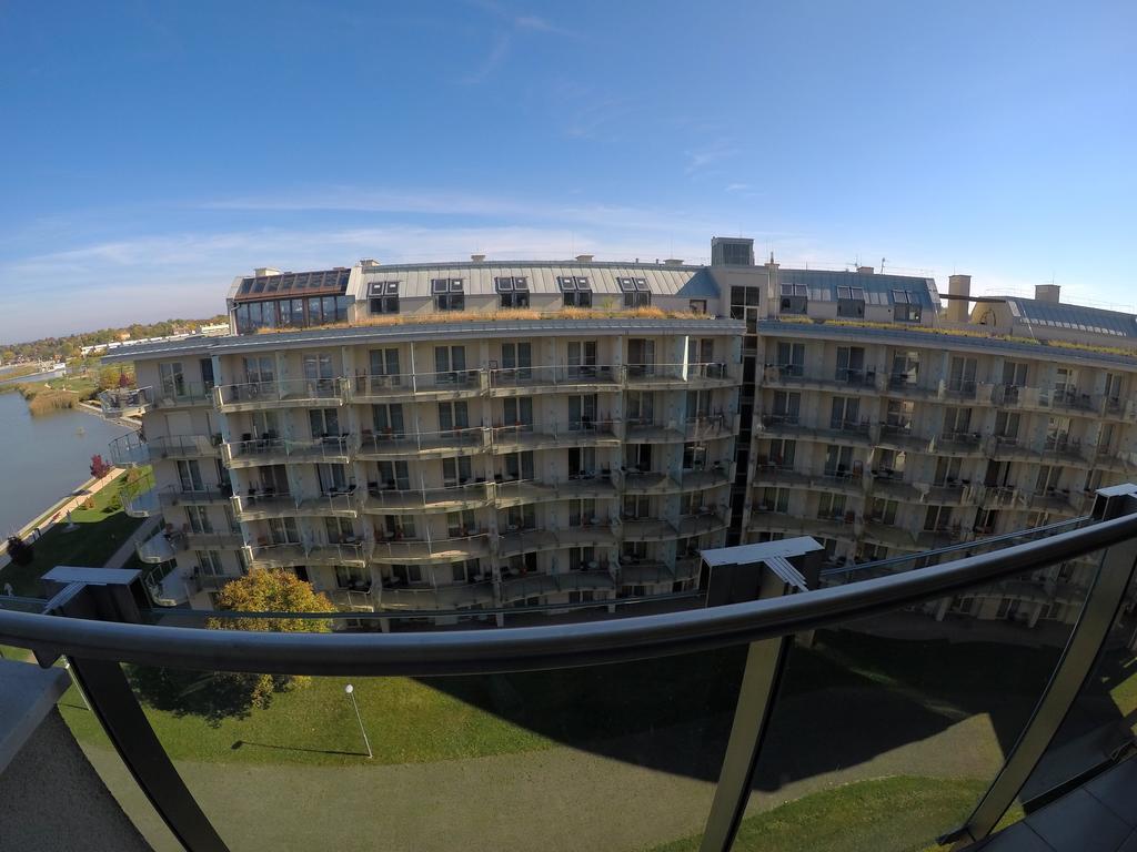 Lake And Spa Apartman 벨렌체 외부 사진